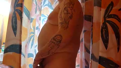 Snapshot of seanjohnson420 chatting on October 15, 7:03 pm sean online show from October 15, 7:03 pm