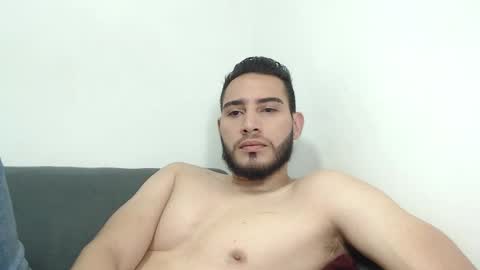Snapshot of seank_noszka chatting on December 12, 12:44 pm seank_noszka online show from December 12, 12:44 pm