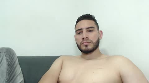Snapshot of seank_noszka chatting on January 6, 8:39 pm seank_noszka online show from January 6, 8:39 pm