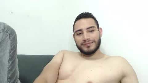 Snapshot of seank_noszka chatting on February 23, 7:49 pm seank_noszka online show from February 23, 7:49 pm