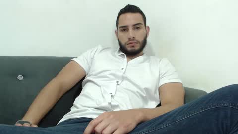 Snapshot of seank_noszka chatting on February 25, 7:36 pm seank_noszka online show from February 25, 7:36 pm