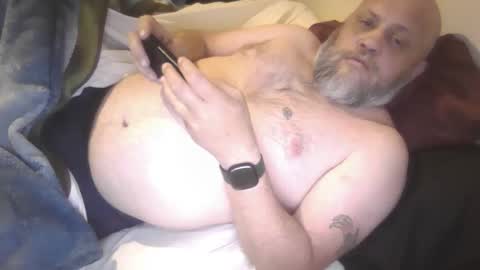 Snapshot of seasoned_silver_daddy chatting on March 29, 2:33 am seasoned_silver_daddy online show from March 29, 2:33 am