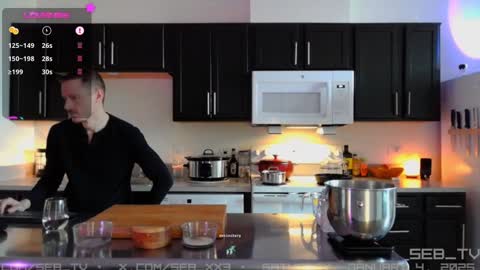 Sebastian online show from January 4, 8:48 pm