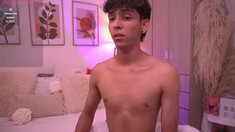 Sebastian Alvarez online show from December 18, 1:55 am