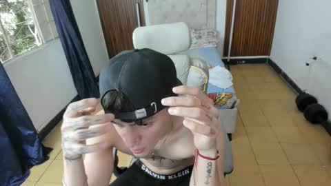 sebas jusa online show from April 27, 9:24 pm