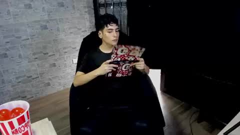 Snapshot of sebas_rosse chatting on July 11, 9:27 pm sebastian online show from July 11, 9:27 pm
