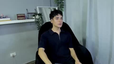 Snapshot of sebas_rosse chatting on July 14, 10:37 pm sebastian online show from July 14, 10:37 pm