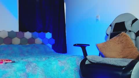 Sebastian online show from December 19, 8:34 am