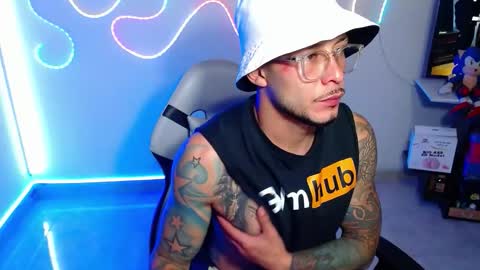 Sebastian online show from October 3, 8:11 am