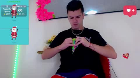 Sebastian online show from December 14, 1:27 pm