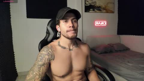 Lucian Sinclair online show from January 9, 2:36 am