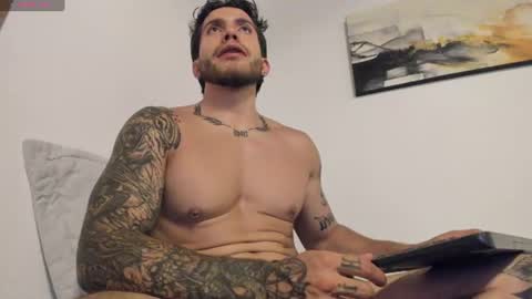 Lucian Sinclair online show from July 6, 3:03 am