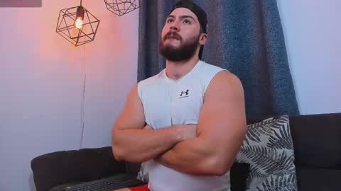 Instagram jeanpaulfit  online show from March 21, 11:08 pm