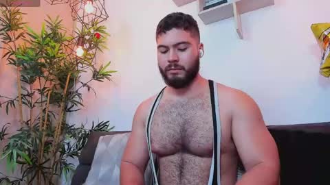 Instagram jeanpaulfit  online show from April 16, 10:34 pm