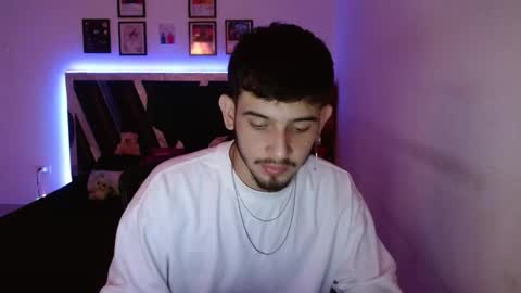 Snapshot of sebasxxl12 chatting on December 14, 10:25 pm Sebas online show from December 14, 10:25 pm