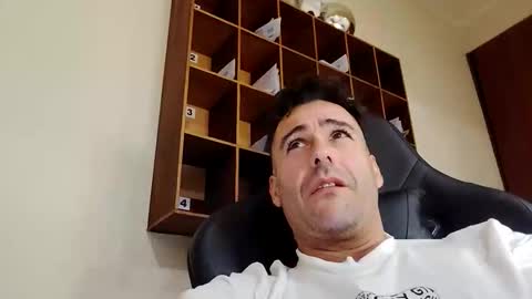 Snapshot of sebatorlop chatting on February 26, 1:04 am Sebastian Torres Lpez online show from February 26, 1:04 am