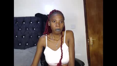 Snapshot of sebatrishaa chatting on October 13, 4:07 pm sebatrishaa online show from October 13, 4:07 pm