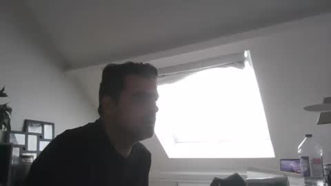 Snapshot of sebix9206 chatting on October 8, 3:53 pm sebix9206 online show from October 8, 3:53 pm