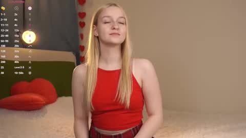 Snapshot of sebrinarainha chatting on September 17, 7:37 pm Rina online show from September 17, 7:37 pm