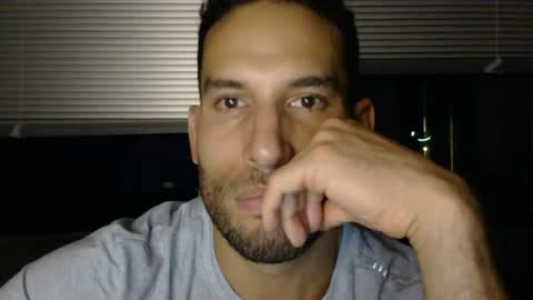 Sebastian Royce online show from June 12, 5:50 am