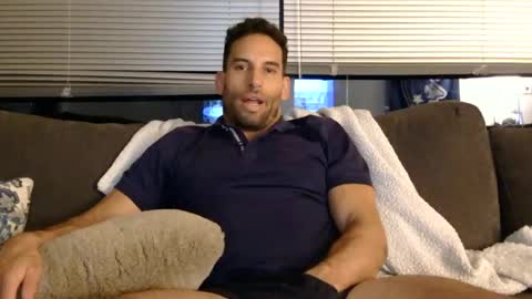 Sebastian Royce online show from July 10, 6:39 am