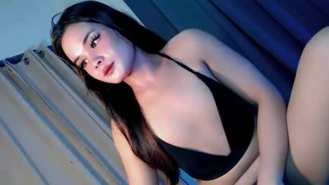 kwen online show from October 19, 2:50 pm