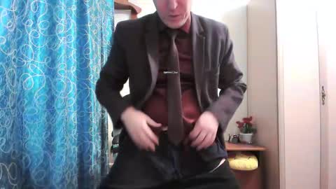 Snapshot of secret_lover_xxx chatting on February 7, 9:24 am Secret lover XXX online show from February 7, 9:24 am