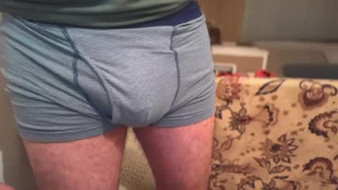 secret_neighbor_ online show from April 5, 12:41 am