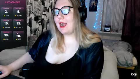 SecretGodnes online show from December 22, 2:03 pm