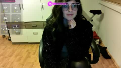 Snapshot of secretmia94 chatting on January 18, 8:34 pm secretmia94 online show from January 18, 8:34 pm