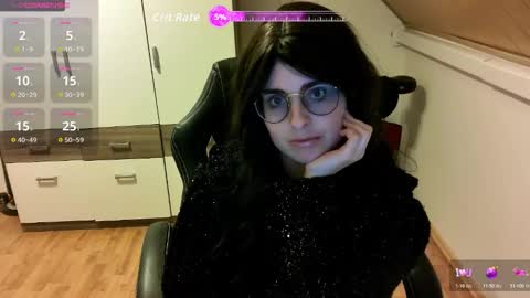 Snapshot of secretmia94 chatting on March 6, 8:22 am secretmia94 online show from March 6, 8:22 am