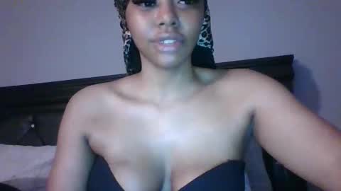 secrets333 online show from February 25, 10:41 pm