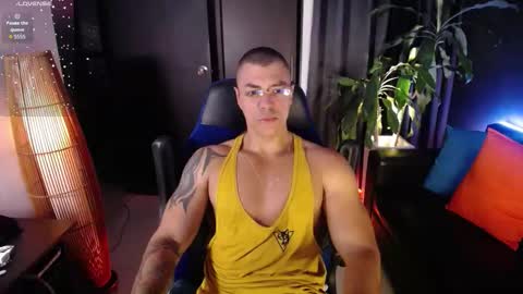 Snapshot of seddy_ chatting on February 4, 10:32 am sed online show from February 4, 10:32 am