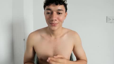 Sebas online show from May 2, 9:31 pm