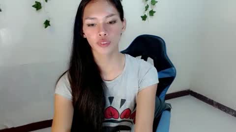 seducive_allea online show from October 15, 5:57 pm