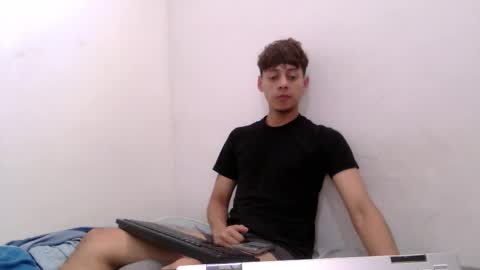 Snapshot of seductive_angel1 chatting on November 8, 6:07 pm Angel online show from November 8, 6:07 pm