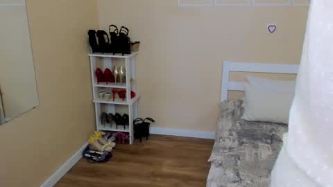 seductive_foxy_ online show from February 20, 6:26 am