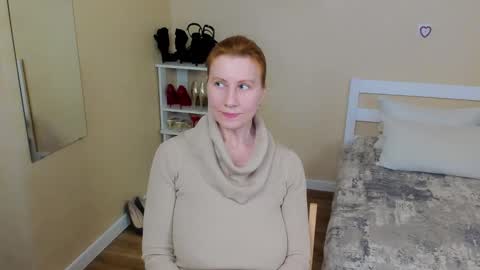 seductive_foxy_ online show from March 19, 7:18 pm