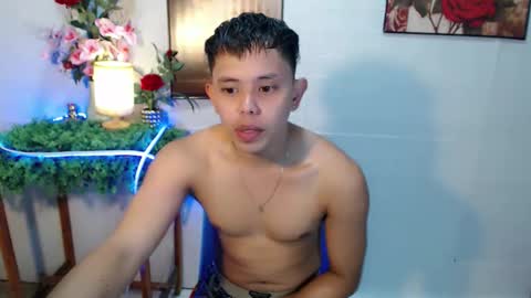 Max online show from May 20, 3:45 am
