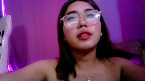 pau online show from March 7, 2:19 am