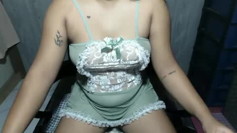 Snapshot of seductive_pinay2 chatting on October 5, 3:05 am seductive_pinay2 online show from October 5, 3:05 am