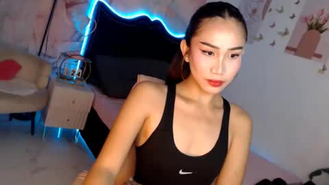 Snapshot of seductive_vana chatting on October 24, 1:13 am Vanessa online show from October 24, 1:13 am