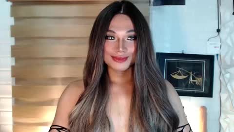 Deluxe online show from March 7, 8:45 am