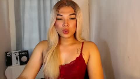 Deluxe online show from September 12, 4:01 am