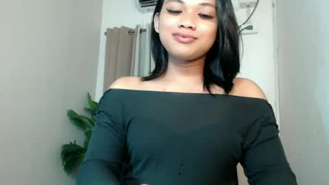 Deluxe online show from July 3, 5:08 pm