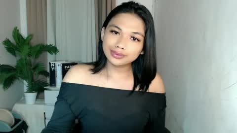 Deluxe online show from July 28, 6:20 pm