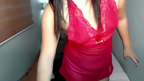 Snapshot of seductivelaryn chatting on December 30, 7:59 am seductivelaryn online show from December 30, 7:59 am