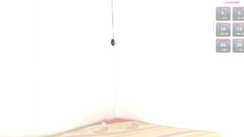Snapshot of seductivespellvagina80 chatting on April 22, 1:01 pm Estefany online show from April 22, 1:01 pm