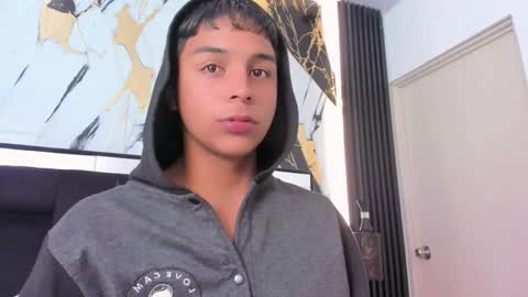 seductivo online show from March 22, 7:34 am