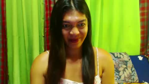Snapshot of seductress_barvie chatting on February 18, 3:31 am Barbie online show from February 18, 3:31 am